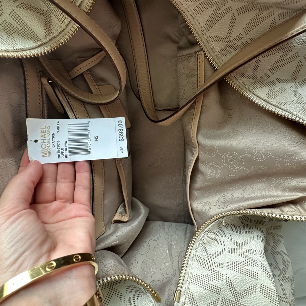 Michael Kors Duffle Brand New - Never used